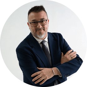 Claudio B.